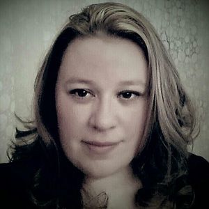 Meet your Posher, Joellen